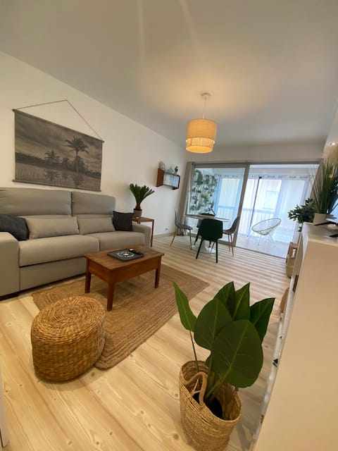 Top Airbnb: Sète! 50 m2, private parking included, Wi-Fi, city quay à Sète