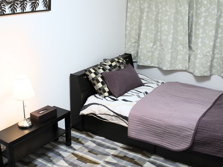 Тоа е соба во западен стил.