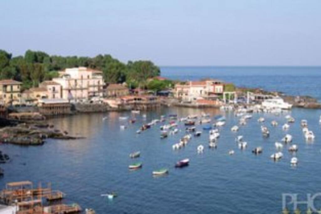 Baia di Capomulini