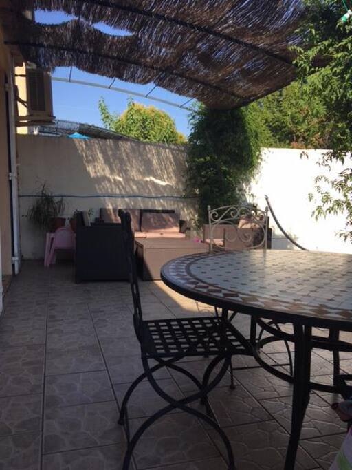 Terrasse ombragée