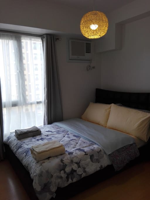 Cozy bed in a separate room v2 - fresh sheets for new guests