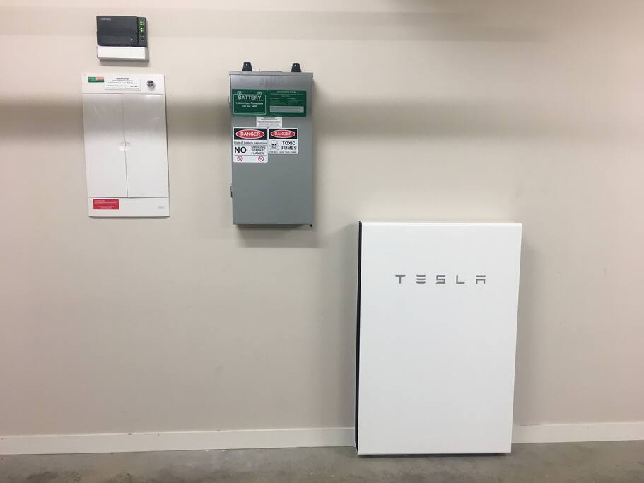 Tesla Powerwall/Solar installed (Aug 2018)