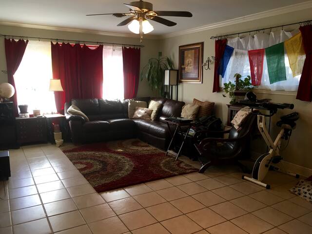 Private Room - Great for Couples or Solo Travelers