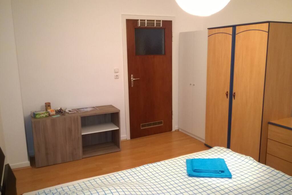 bedroom-02