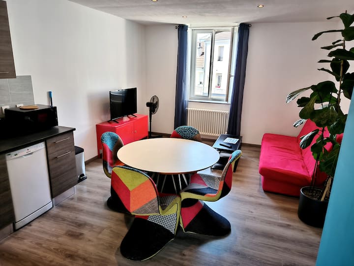 1* Charmant Logement, Tout éQuipé, Wi-fi - Le Creusot