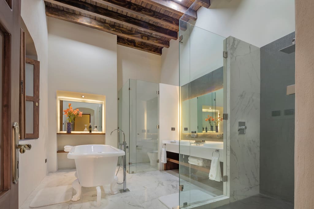 Baño San Gabriel.