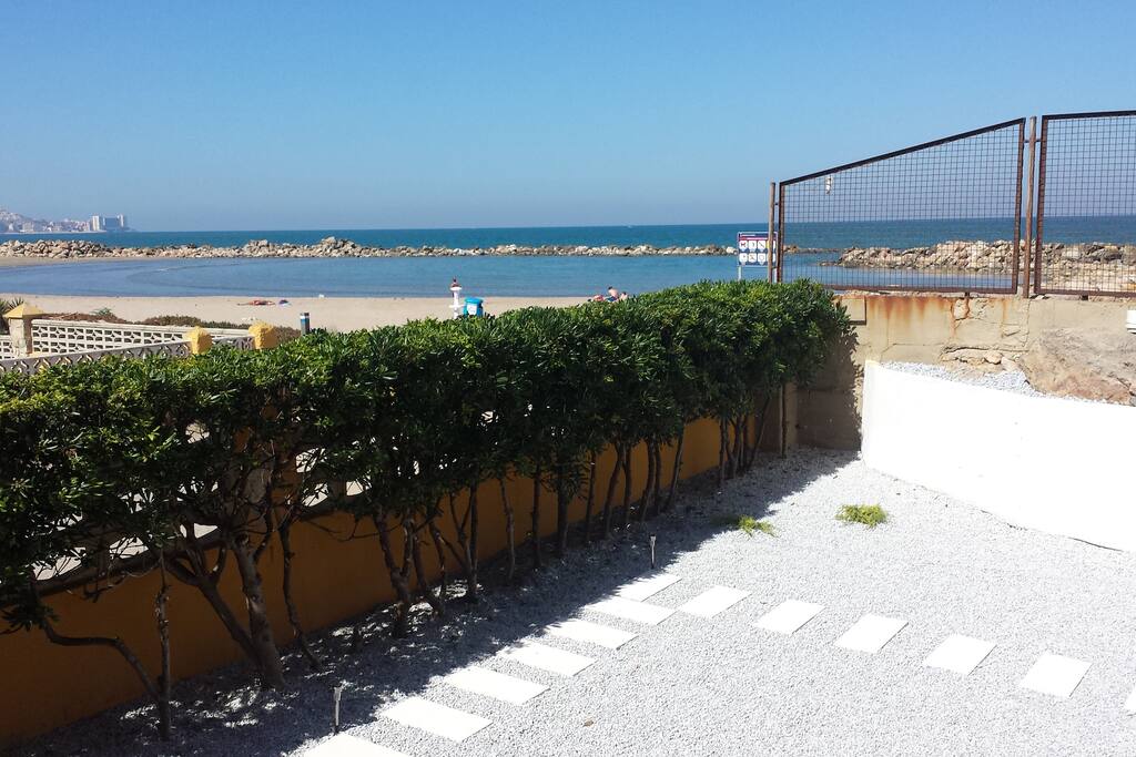 Vista terraza delantera