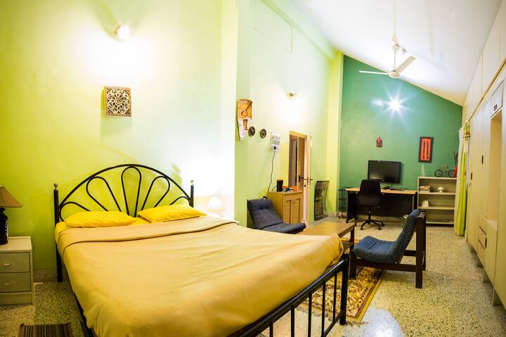 Private bedroom. Hidden Gem in the heart of Pune ...