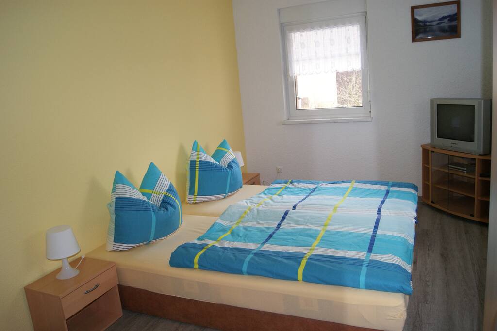 Schlafzimmer 1 (1. Etage)