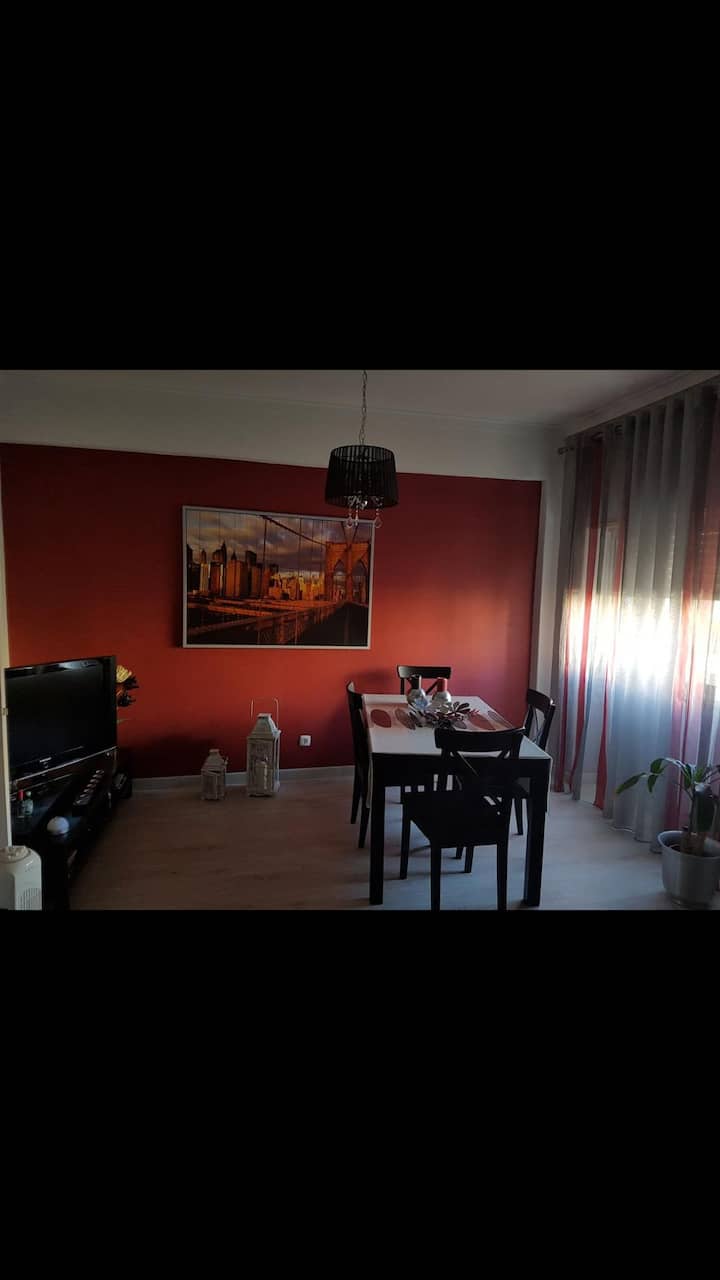 Capitães De Abril Apartment - Almada