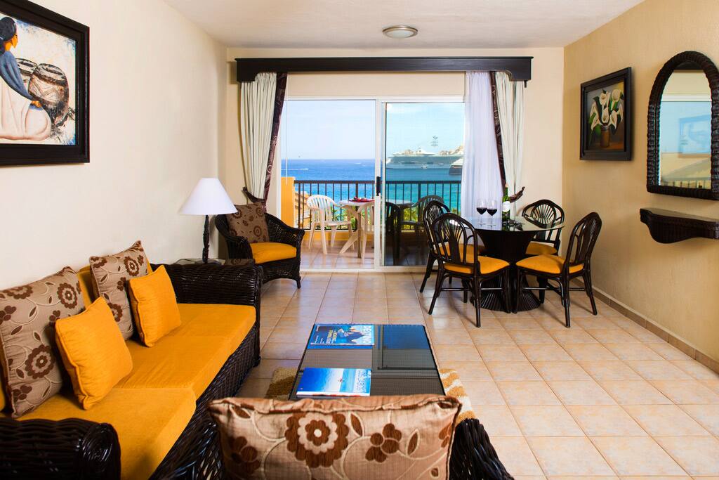Every time I book, the resort will randomly assign a room to me. I am not allowed to choose the location of the room, meaning the view from room will vary. However, a majority of the rooms do face the ocean.