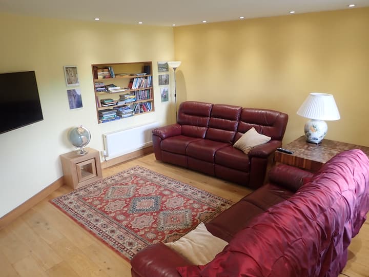 Cherry Tree Cottage Bed & Breakfast - Castleton