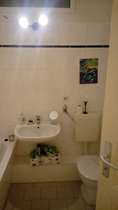 the bathroom // Das Bad