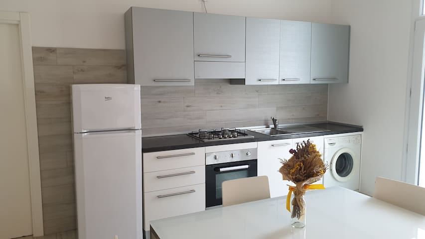 Monolocale piano terra sul mare vicino Riminifiera