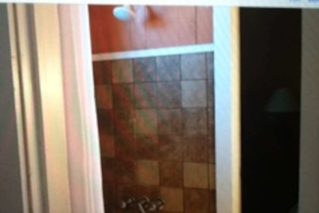 Jack and Jill shared bathroom