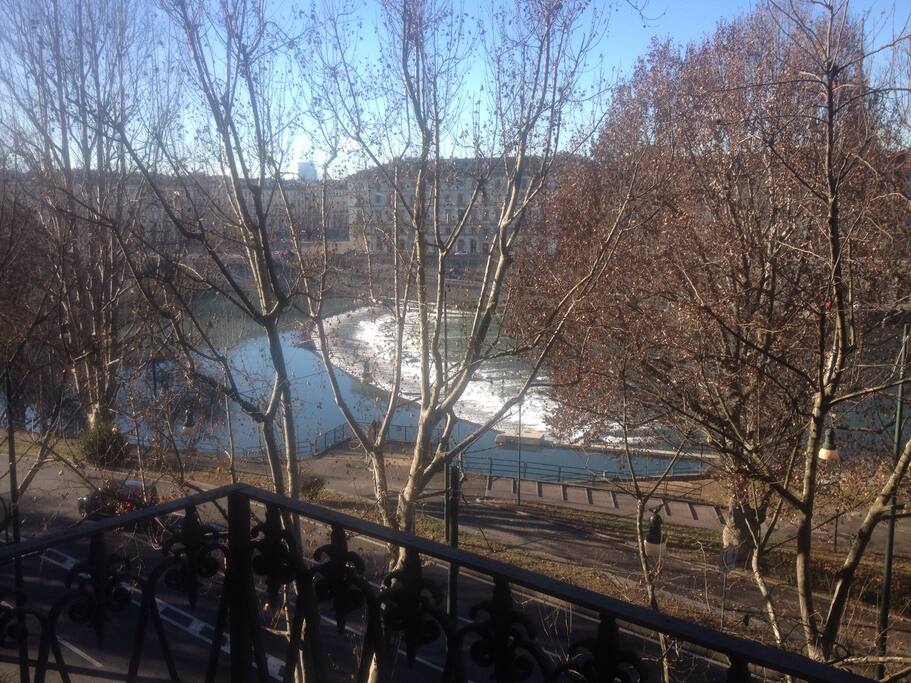 Vista verso fiume e Piazza Vittorio