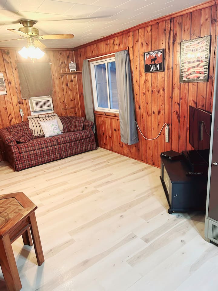 12 Best PetFriendly Cabins Near Oscoda, Michigan Updated 2024 Trip101