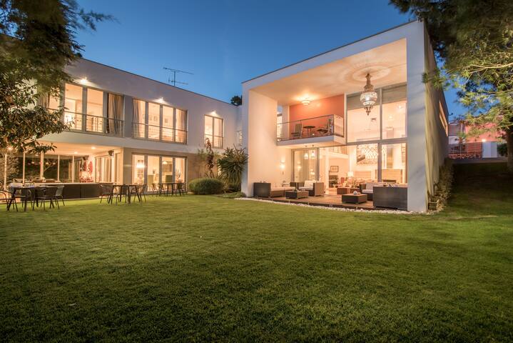 Cascais Casa Laranja : Daily Cleaning. Heated pool gallery image 3