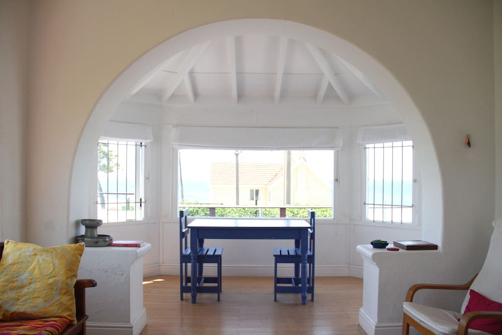 Sunroom Breakfast Nook