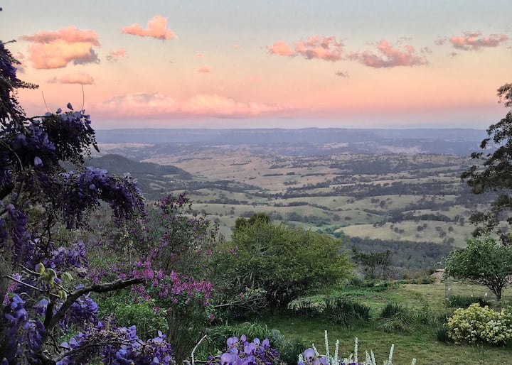 Kanimbla View Cottage Cottages for Rent in Hampton, New South Wales, Australia Airbnb