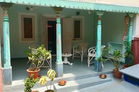 Heritage building -Le jardin Suffren- Studio #2