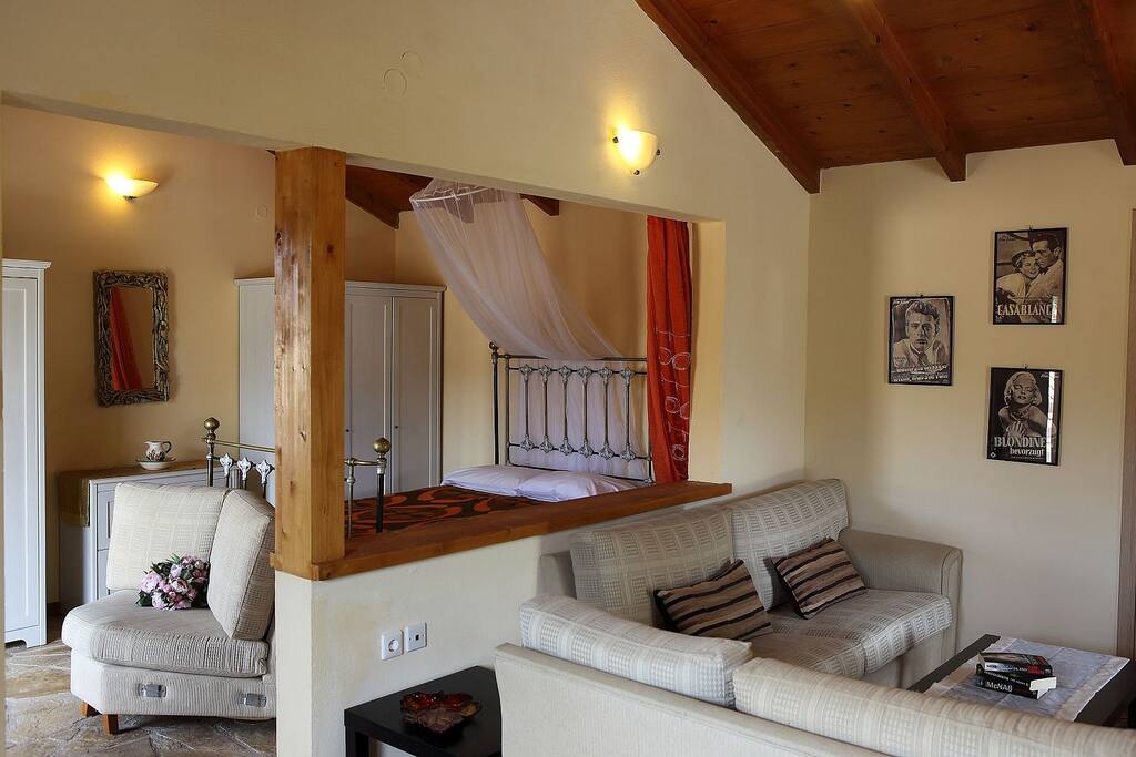 Bedroom and lounge area