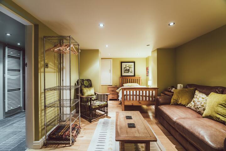 Large self contained stylish accommodation ensuite