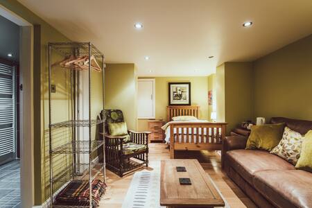 Large self contained stylish accommodation ensuite