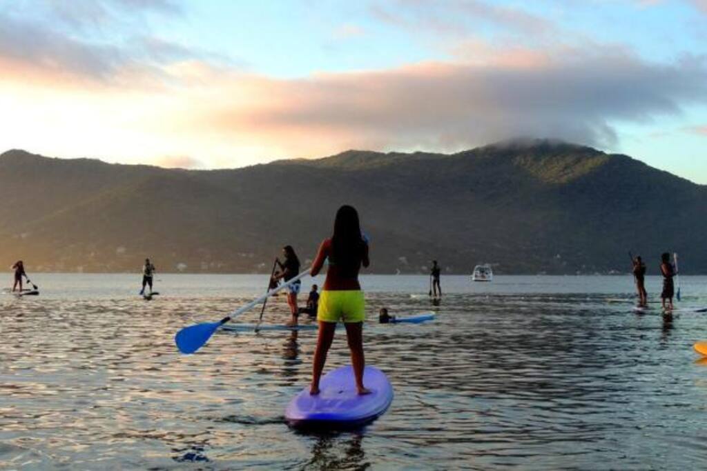 80m de aluguel e escolas de StandUp Paddle, Kite e Wind Surf e Caiaque