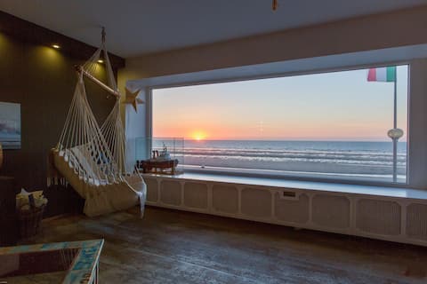 Dream house facing the sea