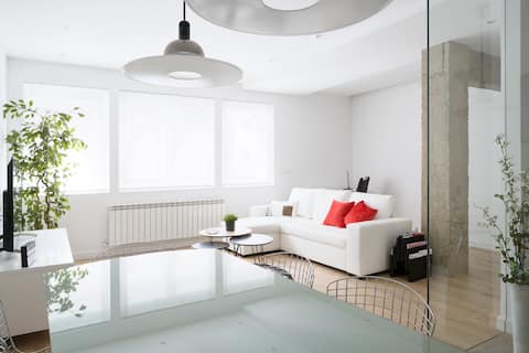 Anuncio de Airbnb popular: CARPE DIEM - Go big en Pamplona/Iruña