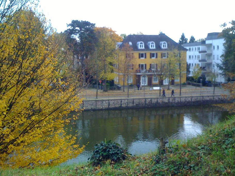 Schloßstrasse 12 vom Schloß aus gesehen
