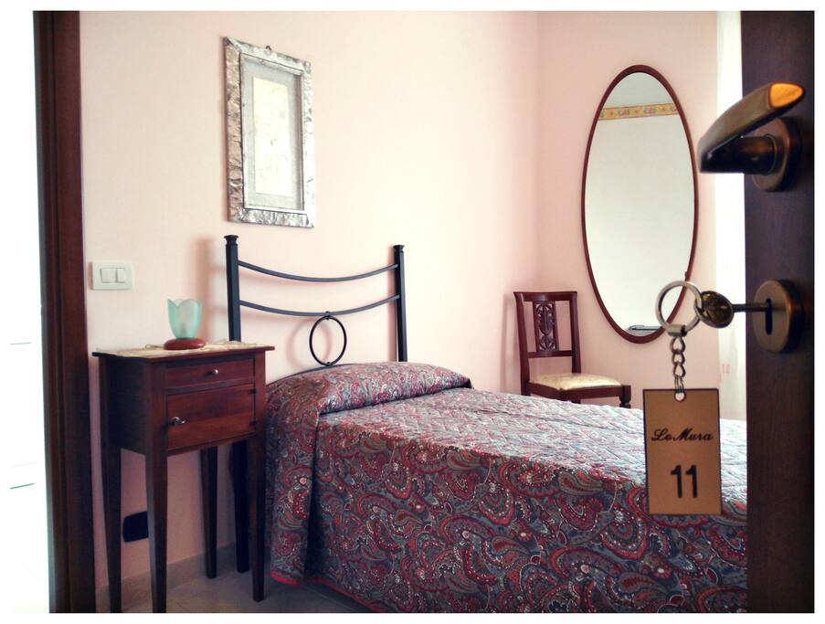 Stanza singola con bagno privato