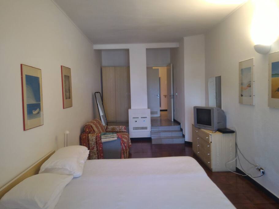 master bedroom camera letto principale