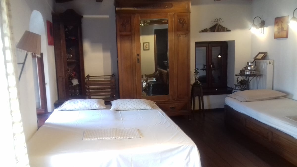 Spálňa na prvom poschodí č. 2