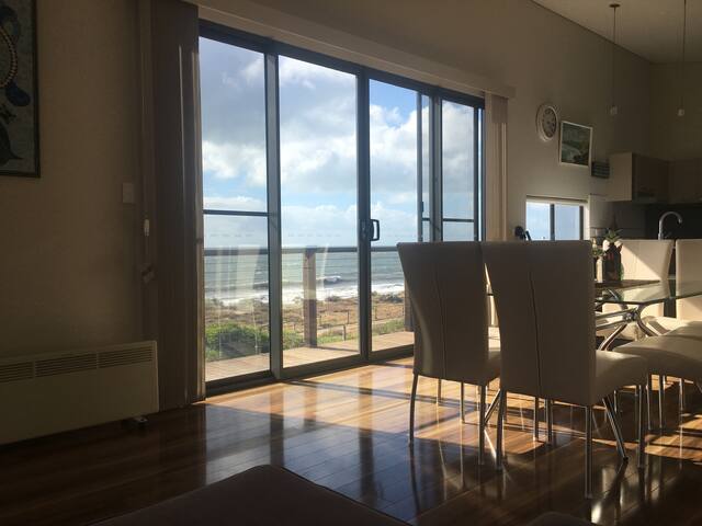 The Baudin Beach House gallery image 4