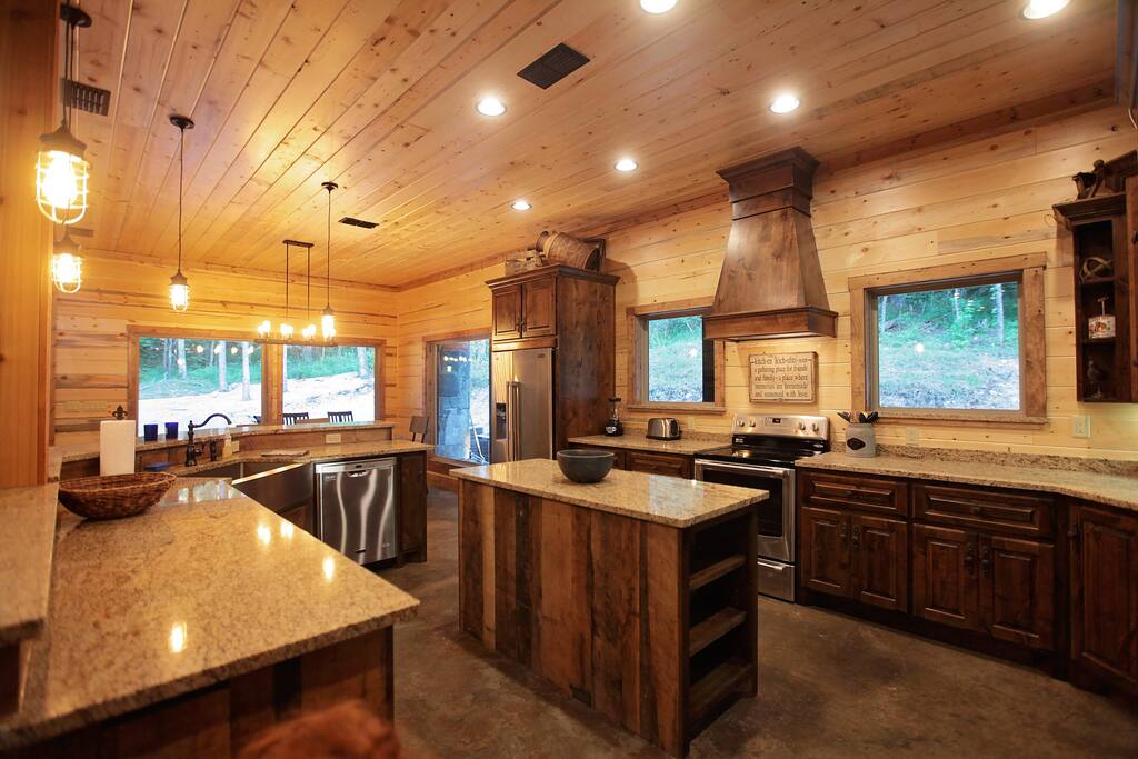 Gourmet Kitchen