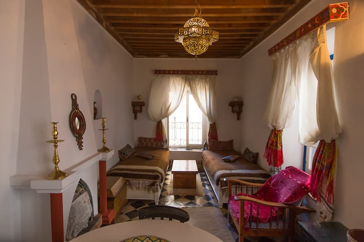 Beau Riad Sur Rempart Face Mer 2éme - Essaouira