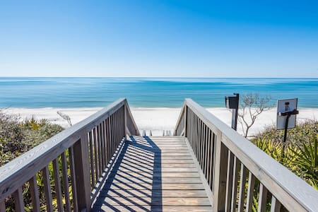 Charming Upscale Studio Unit on 30A, Seacrest, FL