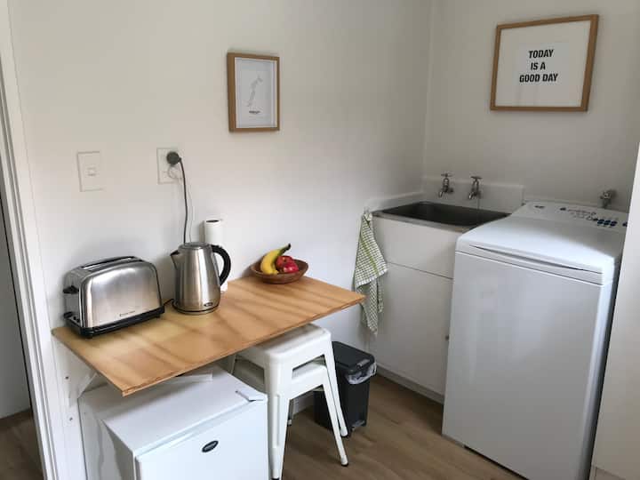 10 Best Airbnb Vacation Rentals In Eastbourne, New Zealand Updated