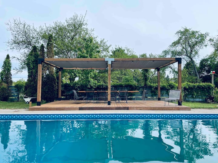 Perfect for PGAUpdated Barn close to golf course Barns for Rent in