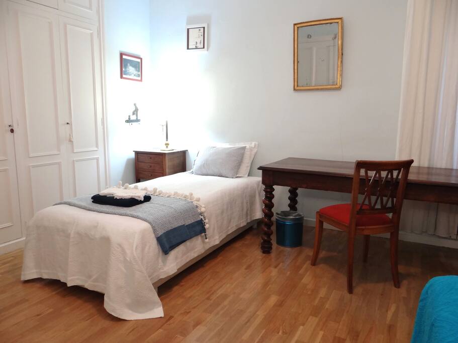 Double bed and single bed in this bedroom (or can be 3 single beds)