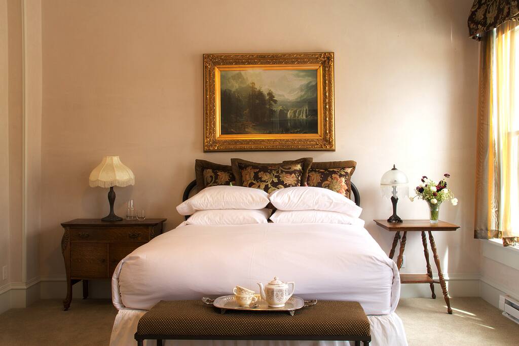 Queen Bed