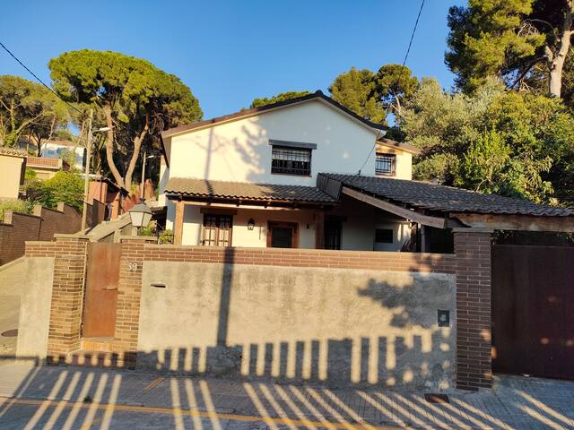Casa compartida en Parc Güell 6/7 huéspedes gallery image 2
