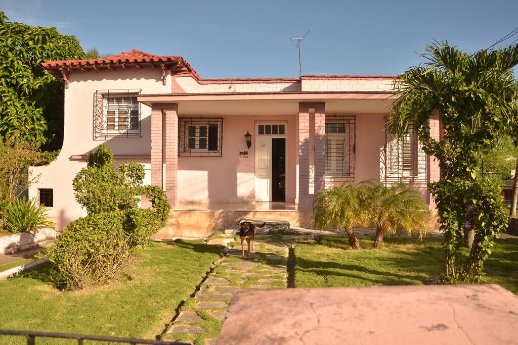 Entrada de La Villa