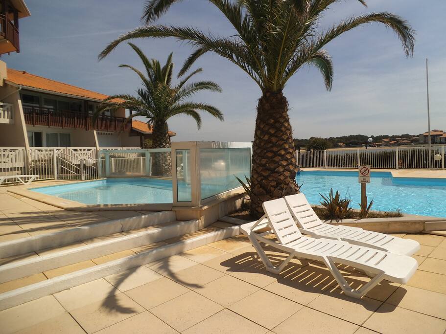 PISCINA COMUNITARIA