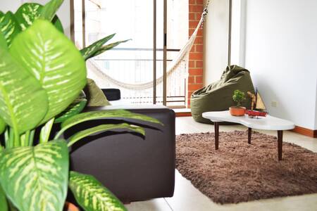 ROOM IN POBLADO A FEW MINUTES  AWAY FROM LLERAS !