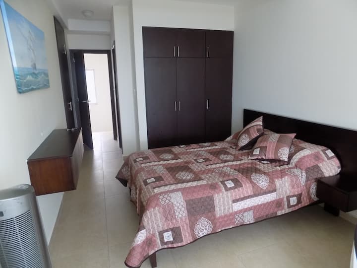 Главна спална соба