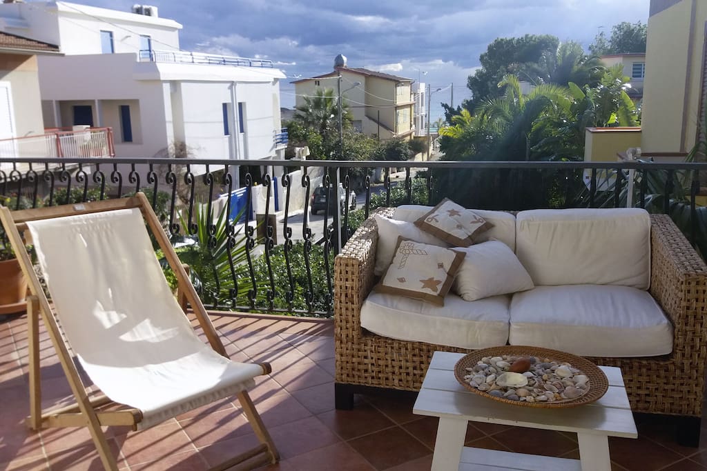 La veranda con vista sul mare