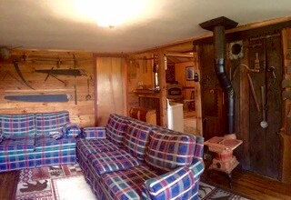 Სასტუმრო ოთახი